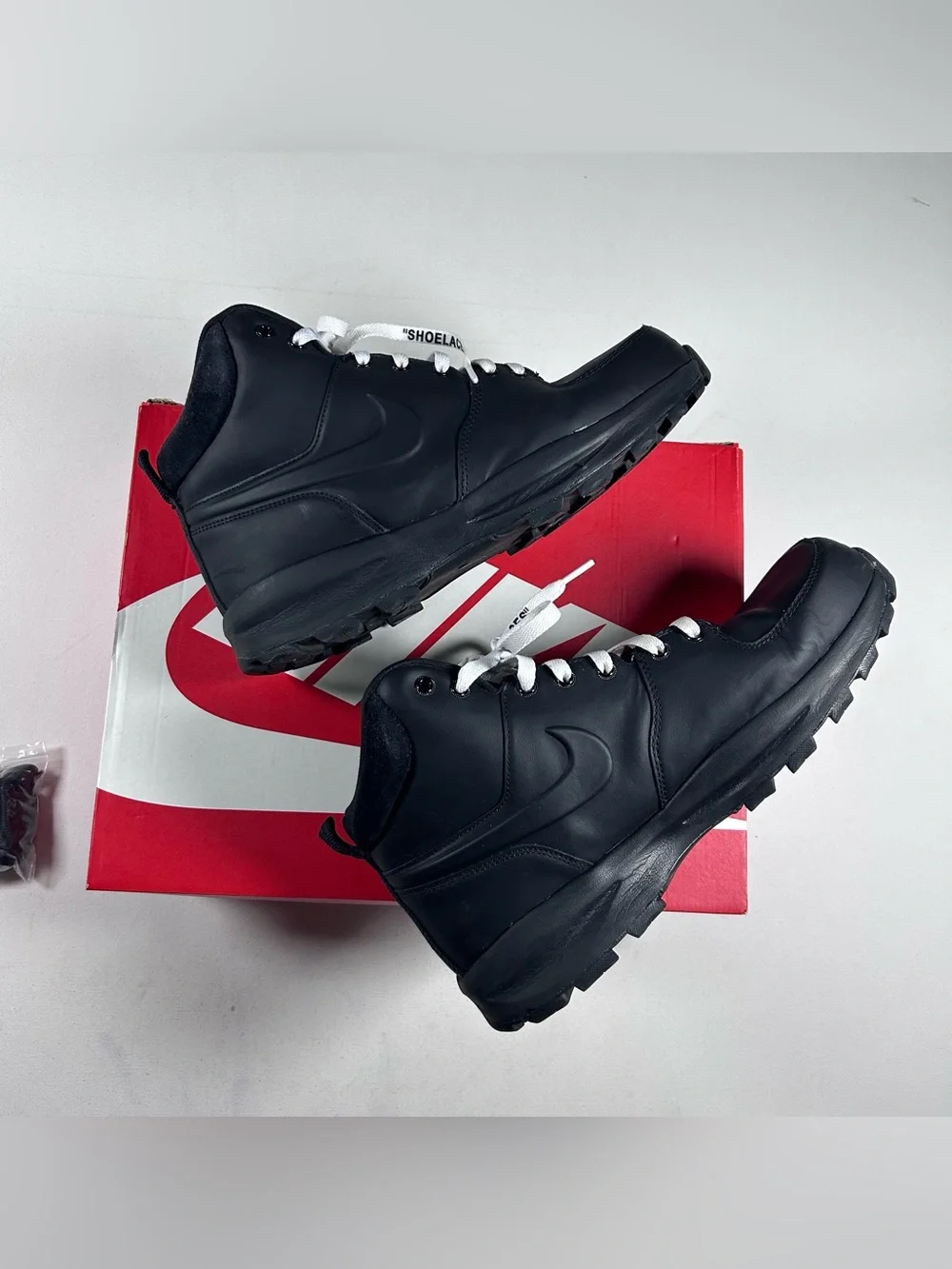 Nike Manoa Leather Boot Water Resistant Triple Black Men's Size 13 HF7095-001